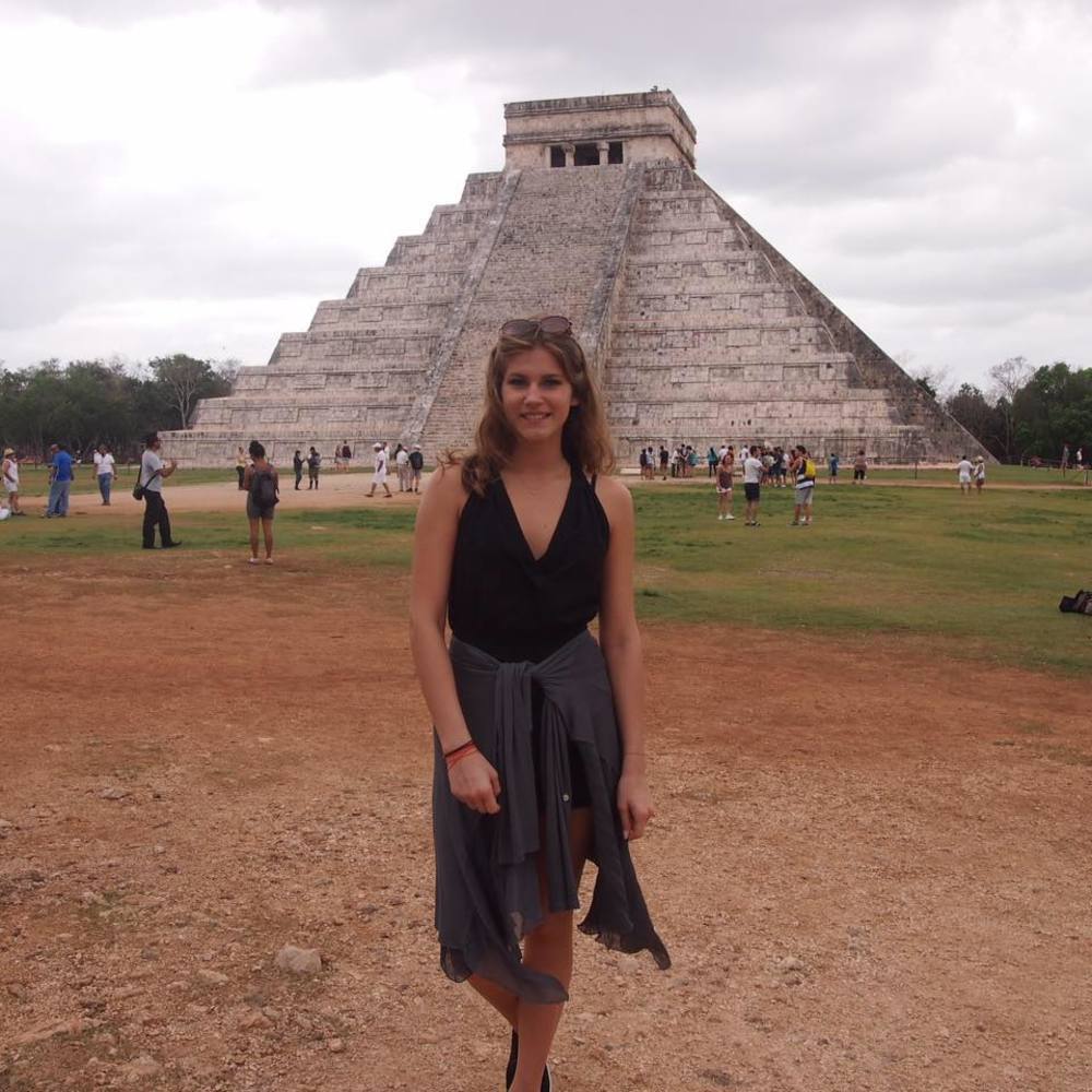 Meet your Posher, Veronika